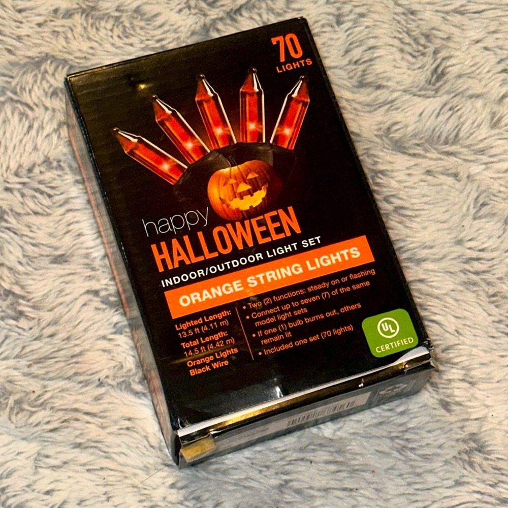 Happy Halloween 70 Orange String Lights Indoor Outdoor Black Wire 14.5ft 653096
